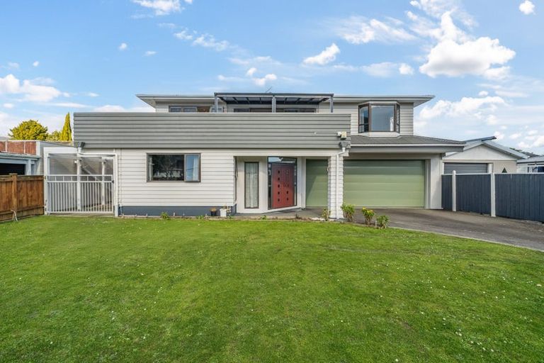 Photo of property in 42a Hudson Avenue, Ebdentown, Upper Hutt, 5018