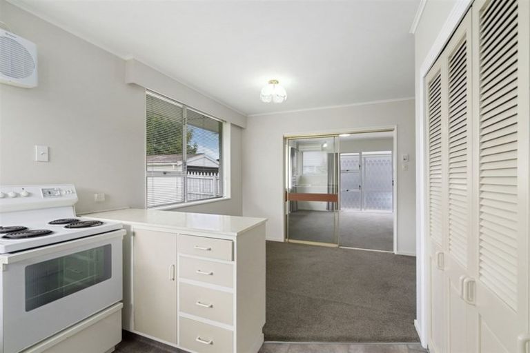 Photo of property in 2/76 Grants Road, Papanui, Christchurch, 8053