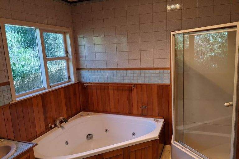 Photo of property in 37 Milne Terrace, Island Bay, Wellington, 6023