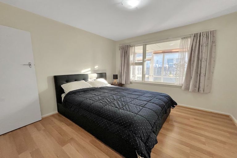 Photo of property in 2/79 Hills Road, Edgeware, Christchurch, 8013