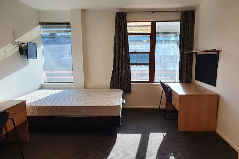 Photo of property in Orange Apartments/victoria Centr, 904/169 The Terrace, Wellington Central, Wellington, 6011