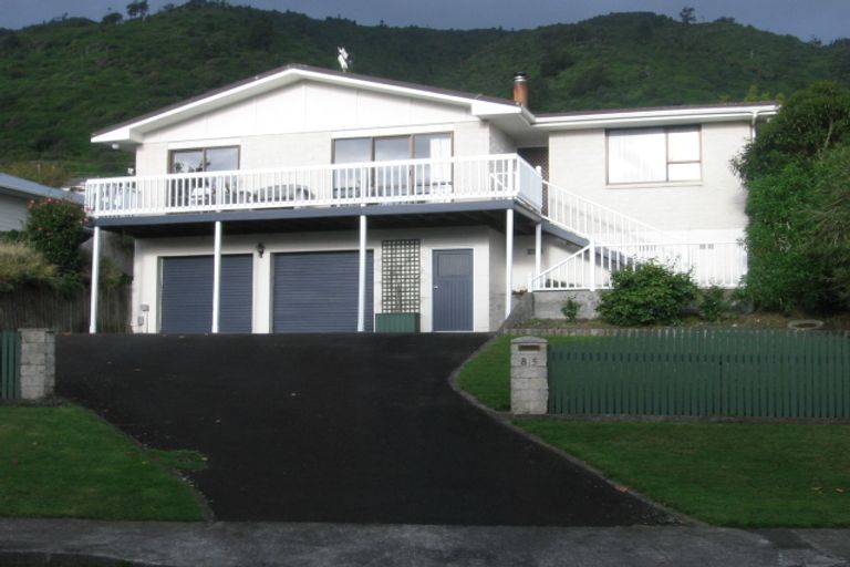 Photo of property in 85 Huia Street, Waikanae, 5036