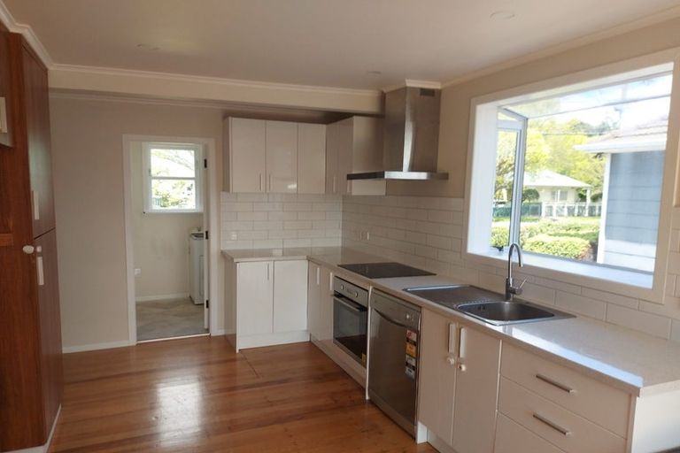 Photo of property in 83 Naenae Road, Naenae, Lower Hutt, 5011