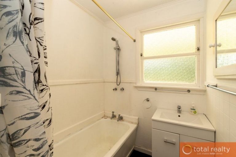 Photo of property in 263 Ravensbourne Road, Ravensbourne, Dunedin, 9022