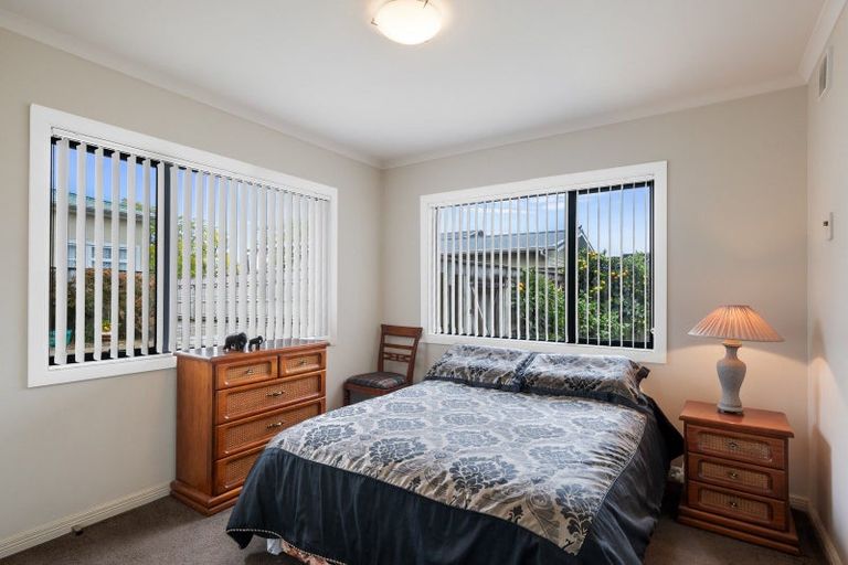 Photo of property in 619a Queen Street East, Levin, 5510