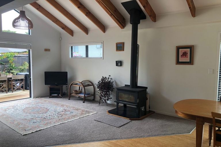 Photo of property in 486 Huia Road, Laingholm, Auckland, 0604