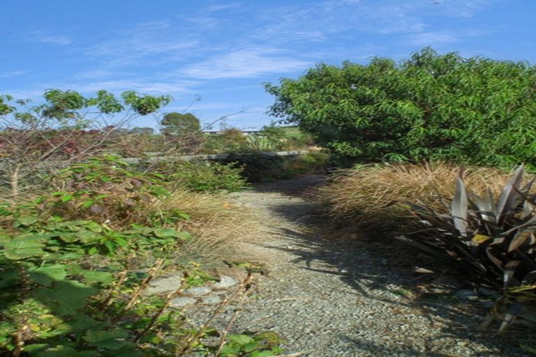 Photo of property in 1/102 Beach Road, Awamoa, Oamaru, 9495