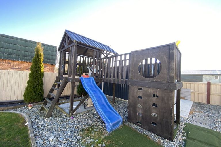 Photo of property in 136 Gleniti Road, Gleniti, Timaru, 7910