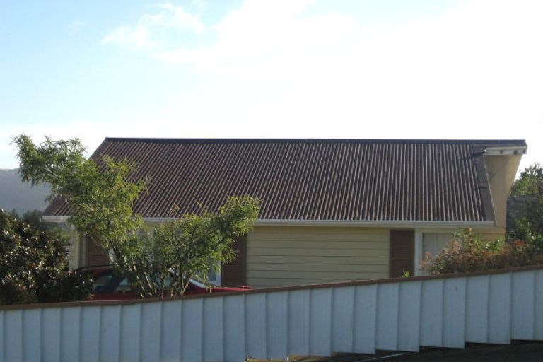 Photo of property in 39 Fantame Street, Cannons Creek, Porirua, 5024