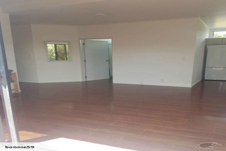 Photo of property in 48 Okura River Road, Okura, Albany, 0792