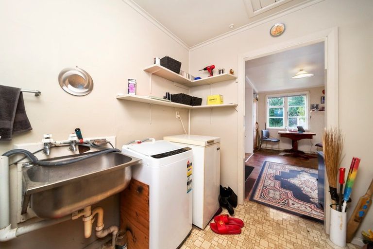 Photo of property in 6 Manchester Street, Patea, 4520