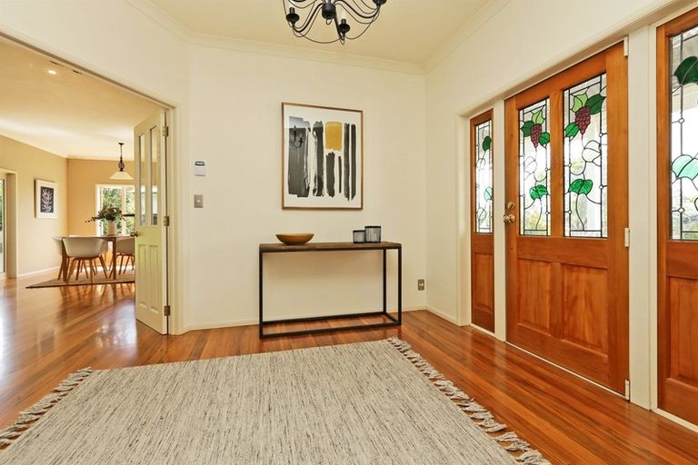 Photo of property in 26 Pukekura Place, Taradale, Napier, 4112