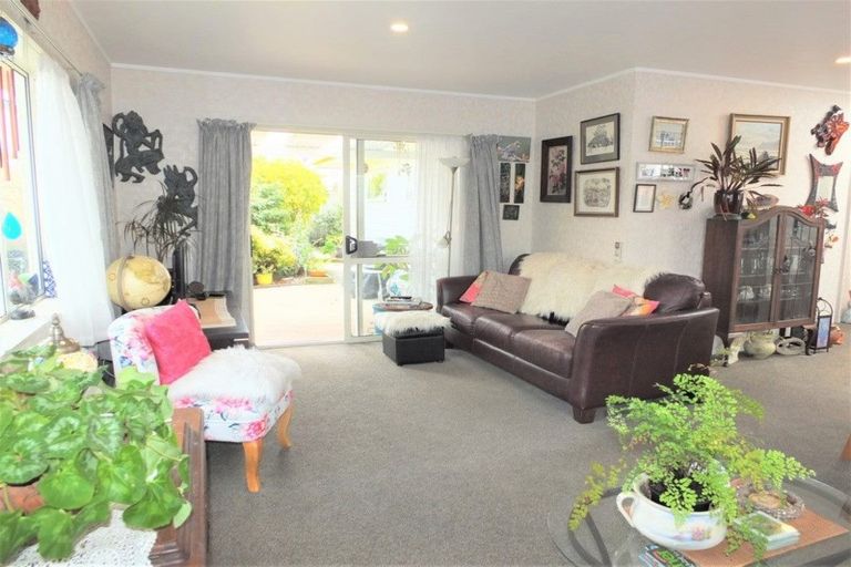 Photo of property in 7b Raumati Crescent, Onerahi, Whangarei, 0110