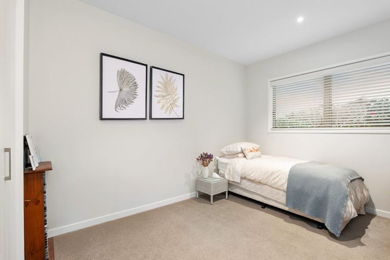 Photo of property in 44 Saint Andrews Hill Road, Mount Pleasant, Christchurch, 8081