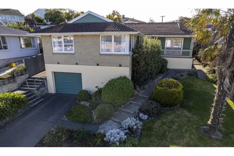 Photo of property in 16 Clyde Carr Crescent, Waimataitai, Timaru, 7910