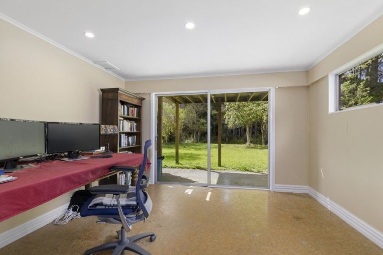 Photo of property in 84 Crowther Road, Wainuiomata, 5373