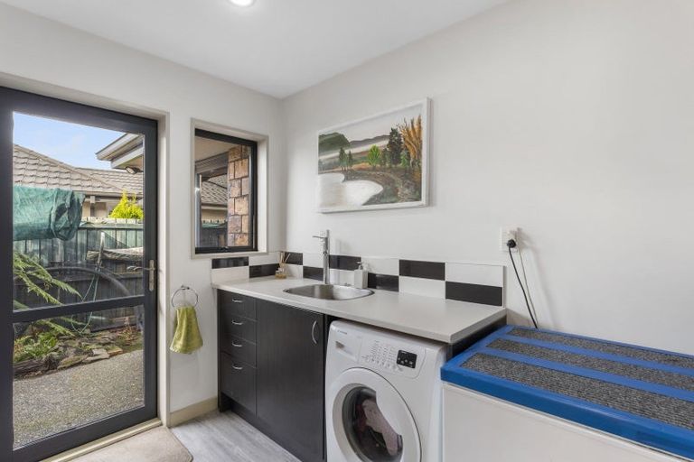 Photo of property in 5 Hideaway Gate, Parklands, Christchurch, 8083