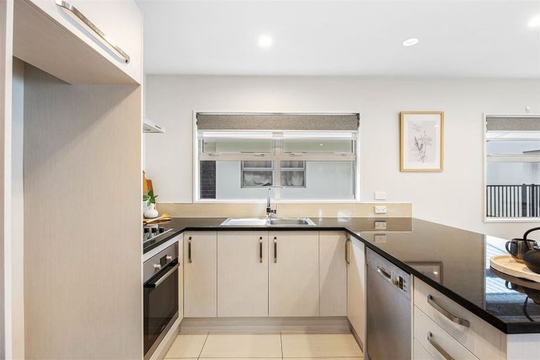 Photo of property in 2/33 Elizabeth Street, Riccarton, Christchurch, 8041