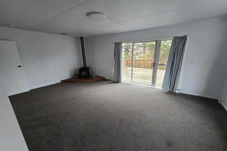 Photo of property in 77 Lord Street, Stokes Valley, Lower Hutt, 5019
