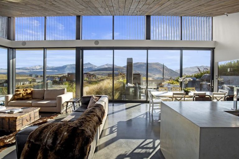 Photo of property in 52 Orford Drive, Jacks Point, Queenstown, 9371