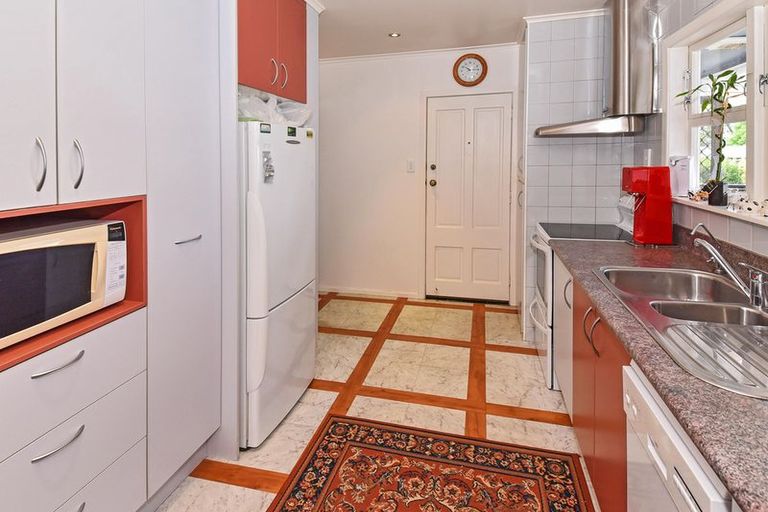 Photo of property in 10 O'connell Street, Manurewa, Auckland, 2102