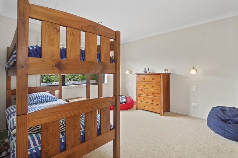 Photo of property in 7 Vela Place, Clarks Beach, 2122