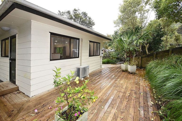 Photo of property in 134 Woodlands Park Road, Titirangi, Auckland, 0604