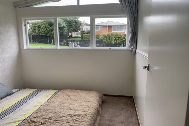 Photo of property in 9 Ridgemount Rise, Mangere Bridge, Auckland, 2022