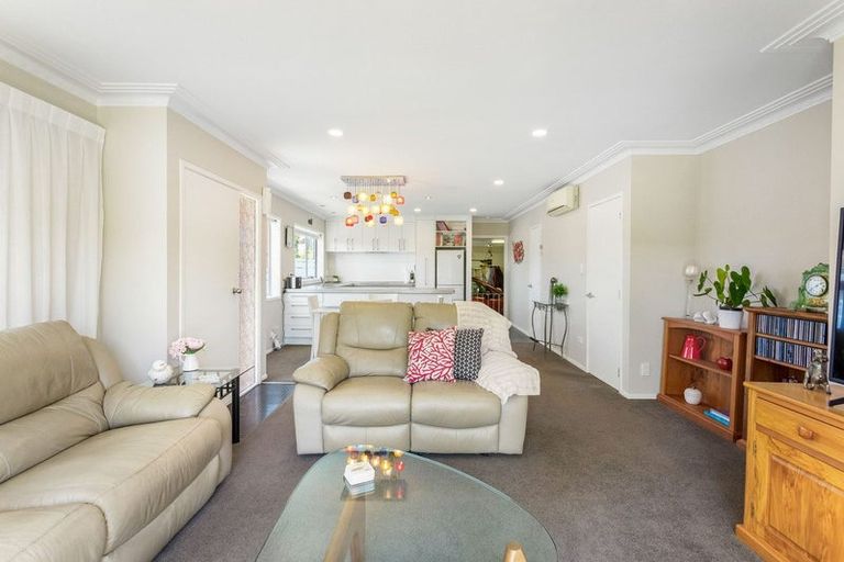 Photo of property in 1/6 Manuka Street, Orewa, 0931