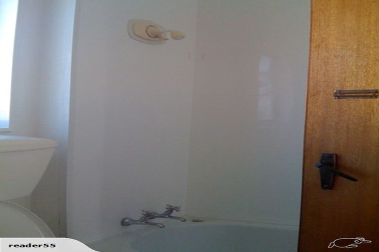 Photo of property in 6/74 Freyberg Street, Lyall Bay, Wellington, 6022