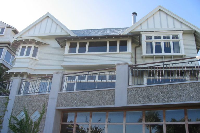 Photo of property in 38 Mcfarlane Street, Mount Victoria, Wellington, 6011