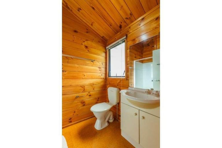 Photo of property in 79 Fernhill Way, Oteha, Auckland, 0632