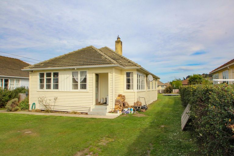 Photo of property in 13 Raglan Street, Oamaru North, Oamaru, 9400