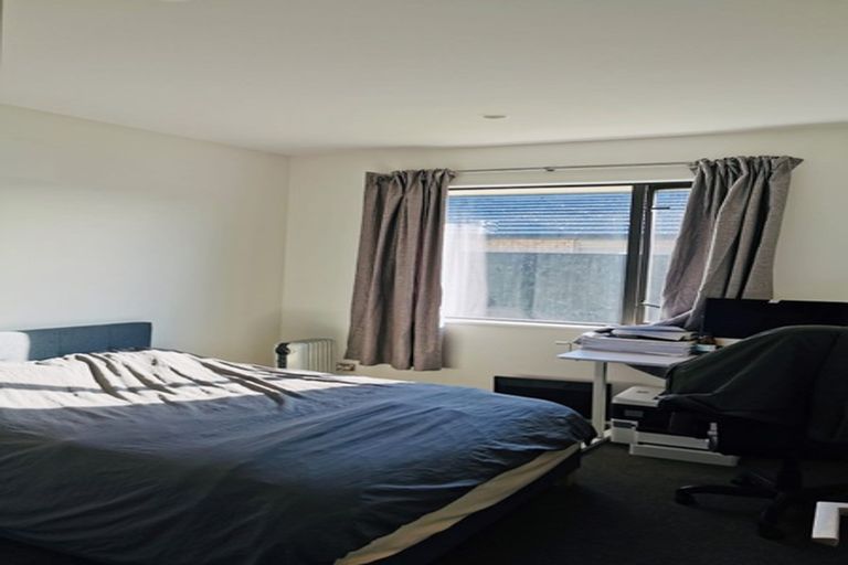 Photo of property in 2 Meyer Crescent, Halswell, Christchurch, 8025