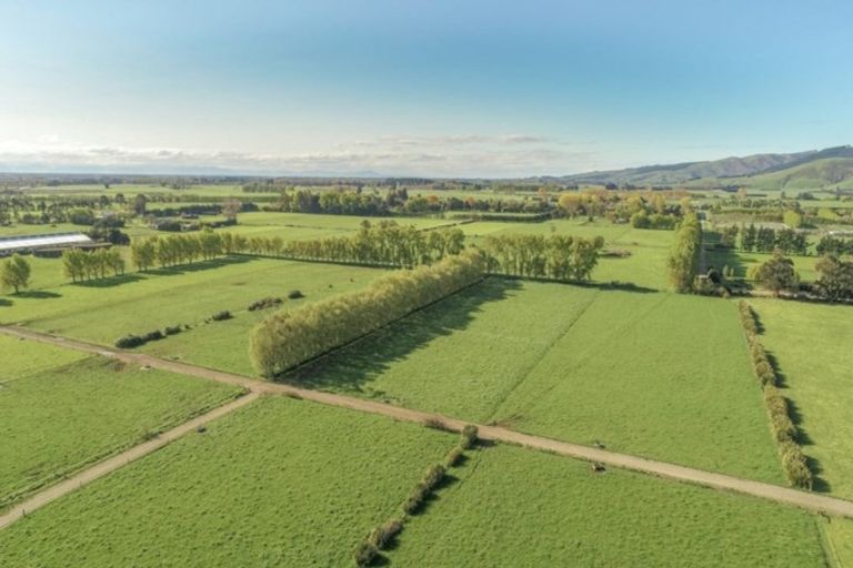 Photo of property in 939 Hudsons Road, Motukarara, Tai Tapu, 7674