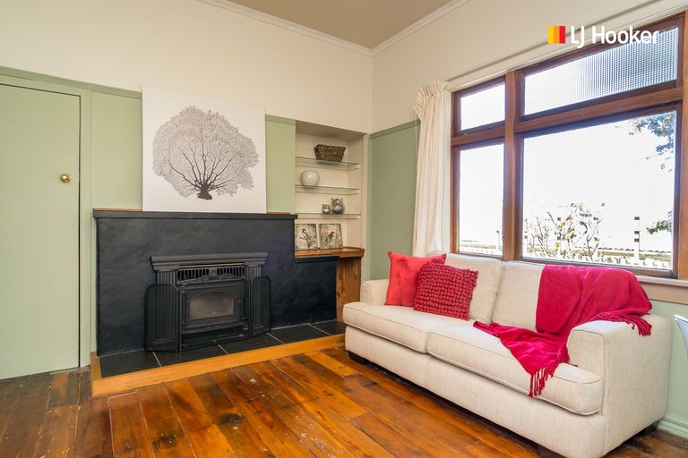 Photo of property in 128 Glen Road, The Glen, Dunedin, 9011