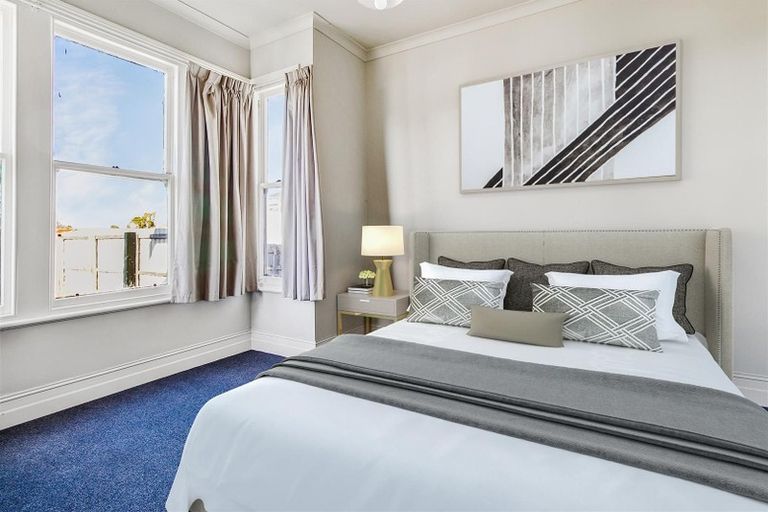 Photo of property in 48 Timaru Road, Waimate, 7924