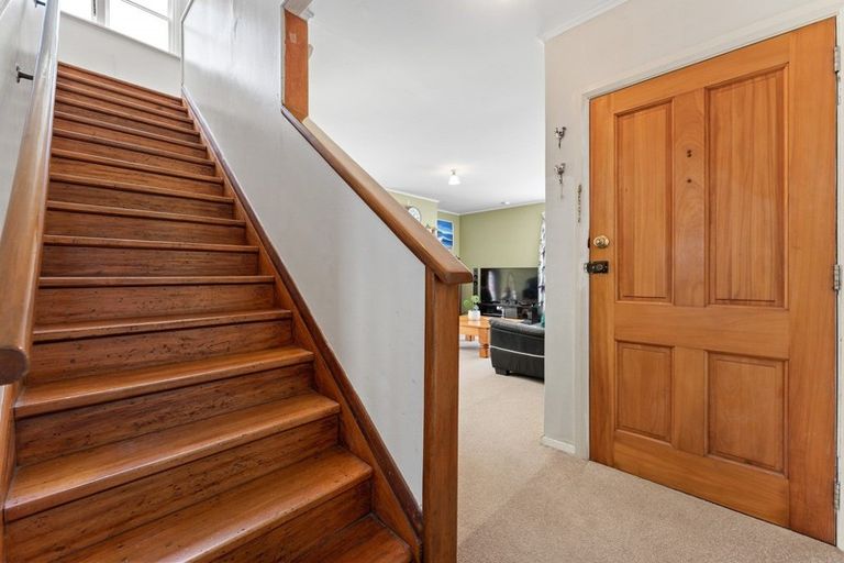 Photo of property in 22 Glenpark Avenue, Frankleigh Park, New Plymouth, 4310
