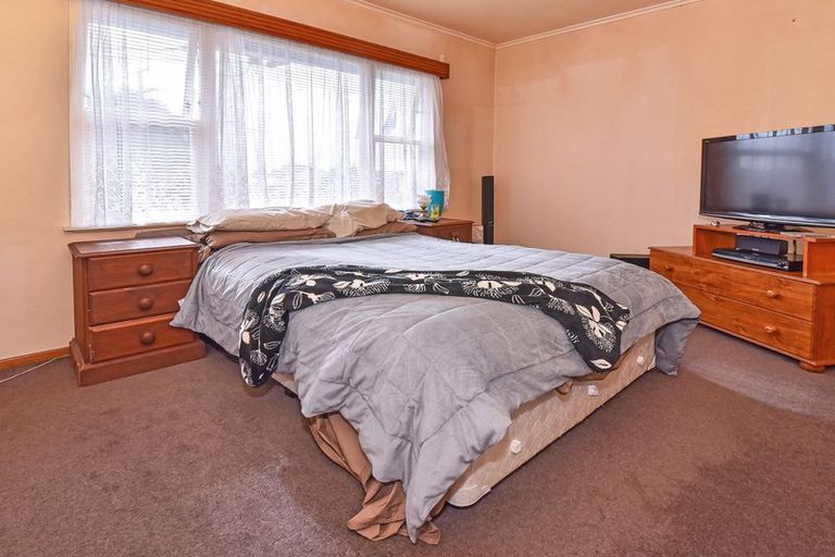Photo of property in 10 O'connell Street, Manurewa, Auckland, 2102
