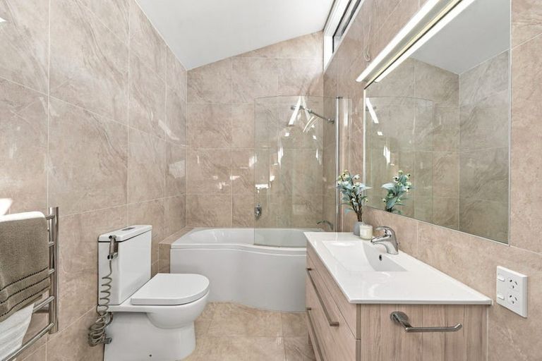 Photo of property in 75c Harakeke Street, Fendalton, Christchurch, 8014