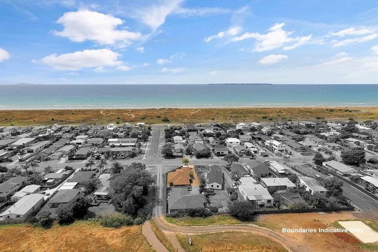 Photo of property in 74a Simpson Road, Papamoa Beach, Papamoa, 3118