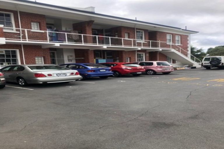 Photo of property in Fire Station Apartments, 54 Northland Road, Northland, Wellington, 6012