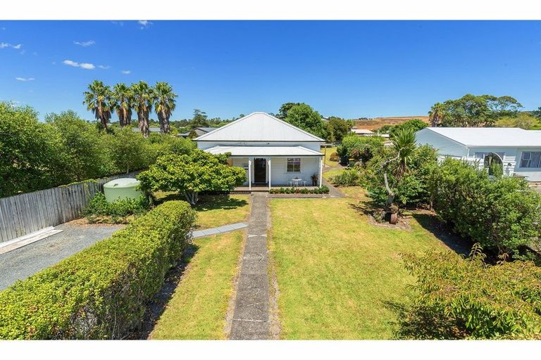 Photo of property in 51 Matakana Valley Road, Matakana, Warkworth, 0985