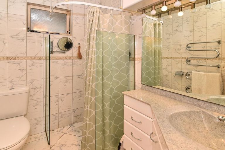 Photo of property in 10 O'connell Street, Manurewa, Auckland, 2102