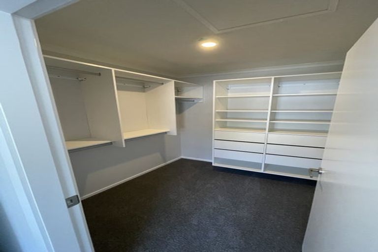 Photo of property in 20 Bluff Road, Kenepuru, Porirua, 5022