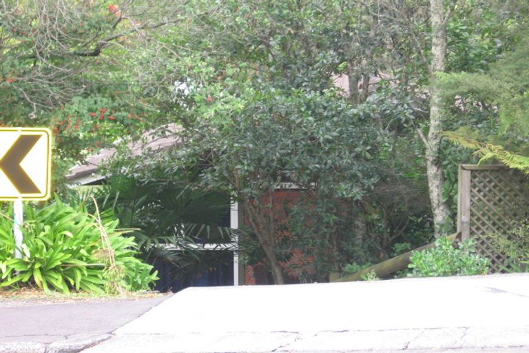 Photo of property in 200 Godley Road, Titirangi, Auckland, 0604