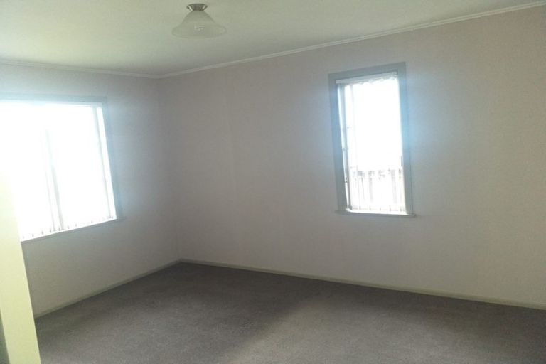 Photo of property in 66 Mclean Avenue, Papatoetoe, Auckland, 2025