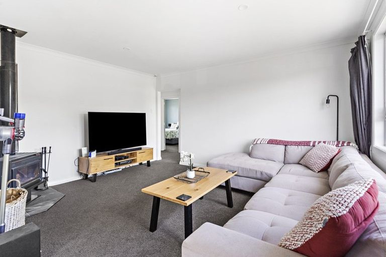 Photo of property in 222 High Street North, Carterton, 5713