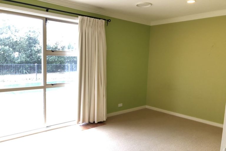 Photo of property in 268 Matua Road, Kumeu, 0891