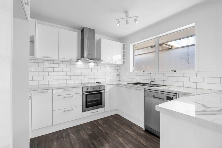 Photo of property in 11a Madill Road, St Andrews, Hamilton, 3200